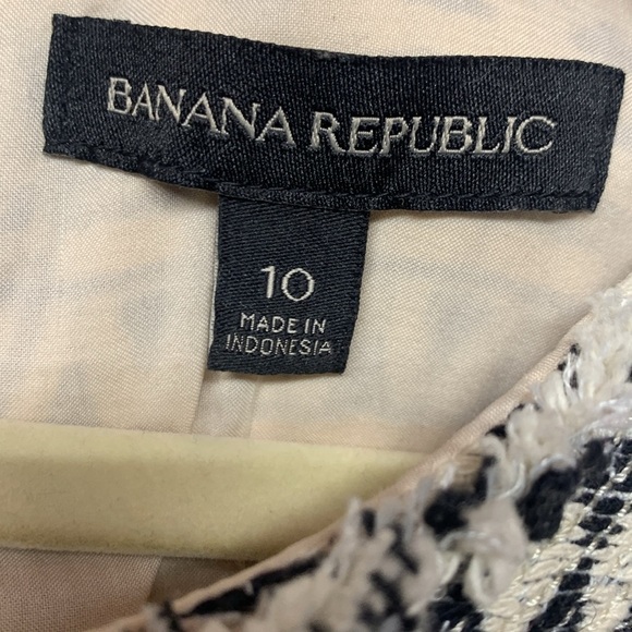 Banana Republic Black and Cream Geometric Dress - Picture 6 of 9